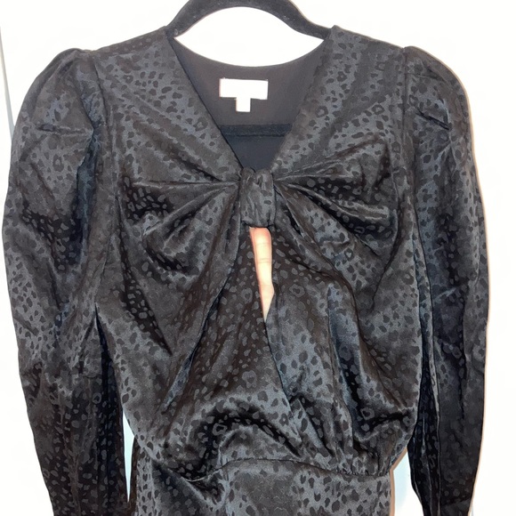 NWT Ronny Kobo BLACK NOT BLUE leopard silk bow cut out top size small $358 - Picture 4 of 15